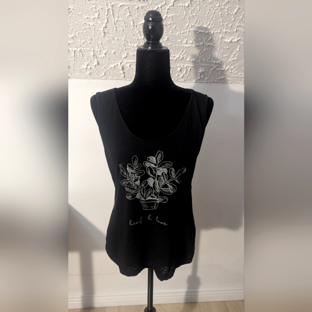 Leaf & Love tank top